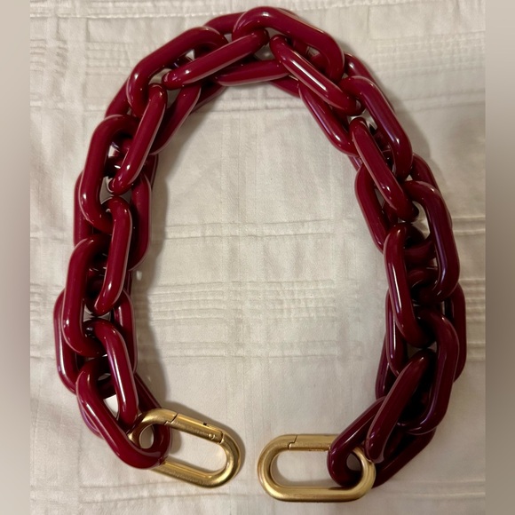 Clare V Accessories - Clare V Shortie Strap in Oxblood Resin